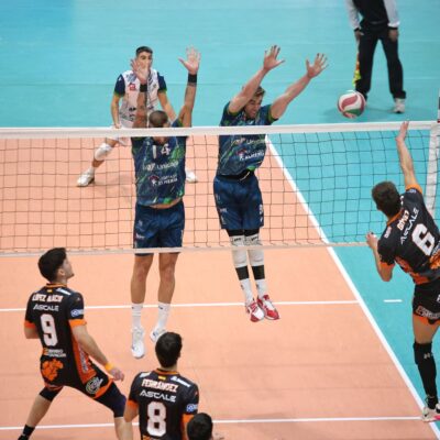 Gran victoria en Almería en el comienzo de la 2ª vuelta